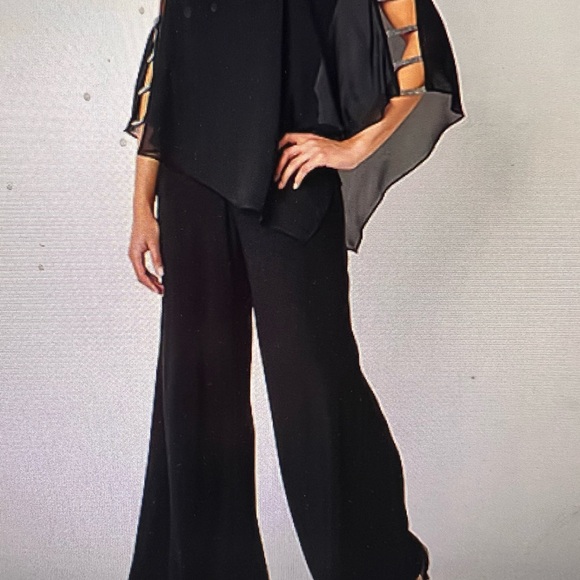 Gently Used Short Sleeve Romper/Jumpsuit. - Picture 2 of 3